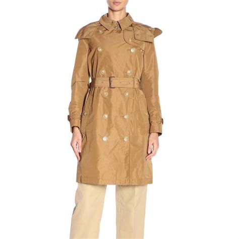 BURBERRY CAPPOTTO IMPERMEABILE .